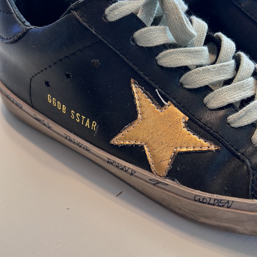Golden Goose Sneakers - Gold Star